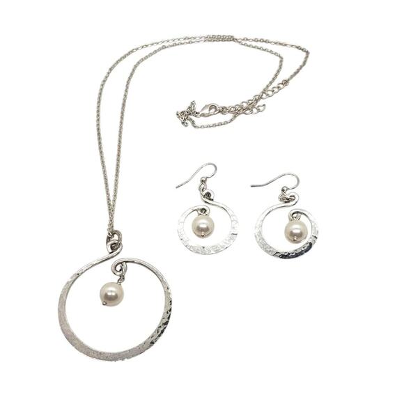 Blue Sky Necklace Earrings Faux Pearl Set Hammered Sterling Silver Gift Box - Picture 1 of 8